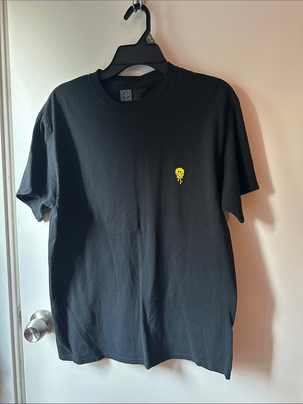 Men's Black Short-Sleeve Tee with Yellow Drip Emblem